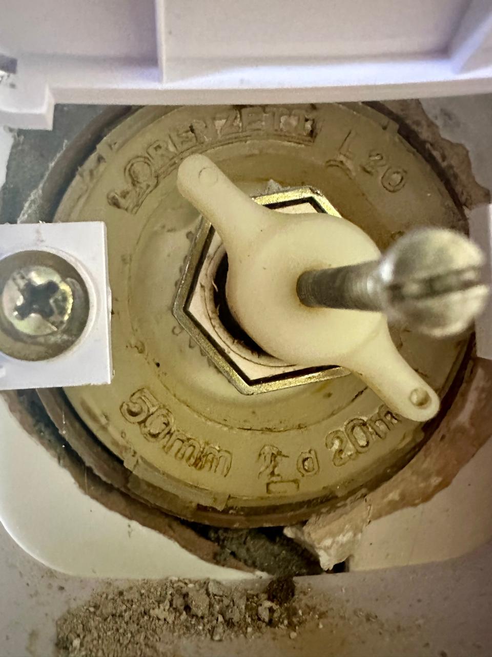 CA 05 J1-A WC SALA 114 - LORENZETTI P41.jpeg